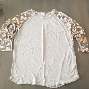 Lularoe Randy Tee ($BUNDLE AND SAVE$)